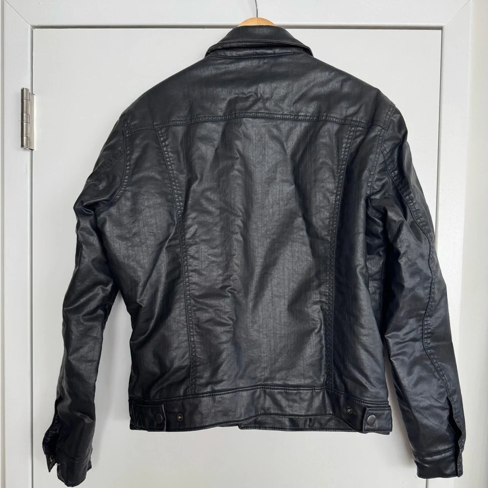 John Varvatos faux leather and sherpa jacket size M - Picture 6 of 6